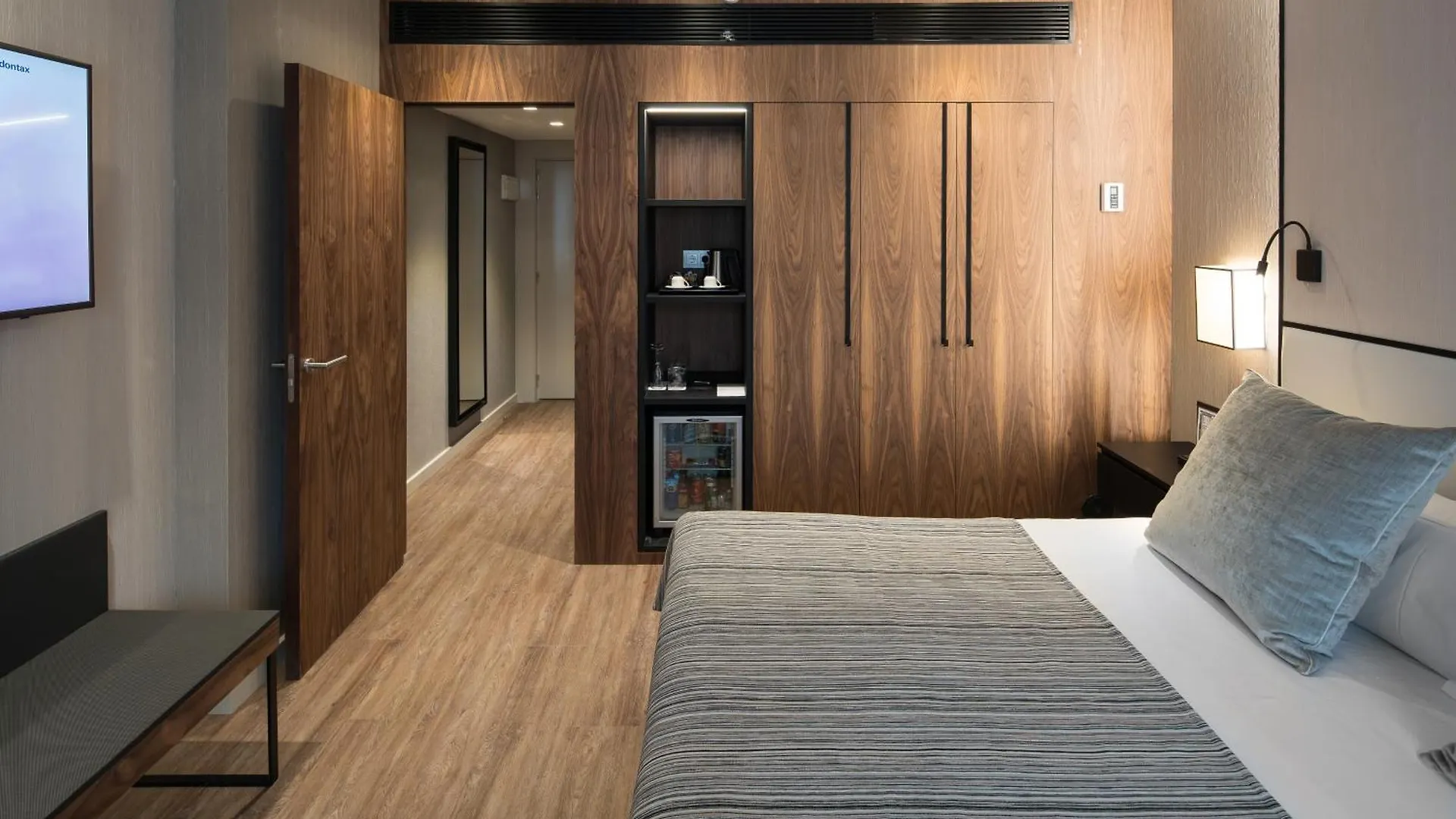 Отель Catalonia Barcelona Plaza 4*,  Испания