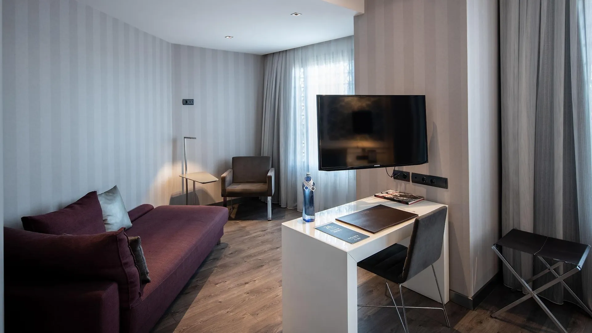 Catalonia Barcelona Plaza Otel